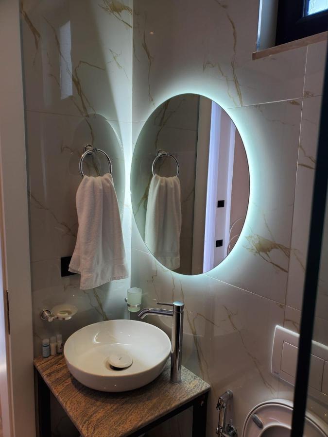 Gl Hotel Ksamil Eksteriør billede